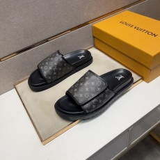 Louis Vuitton Slippers